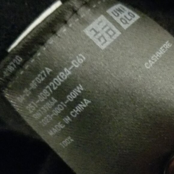 Uniqlo Black Cashmere Cardigan Sweater - Picture 4 of 4